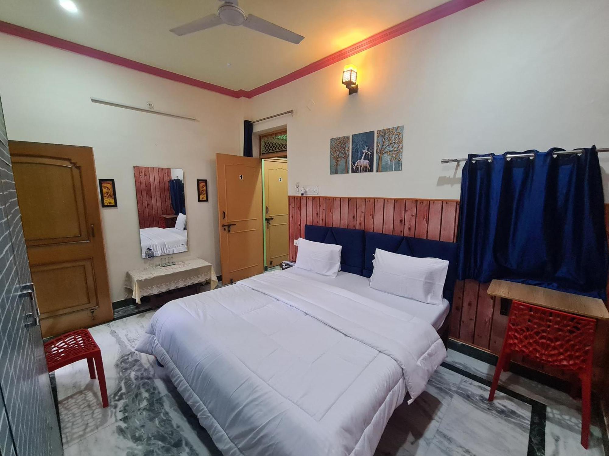 Anukampa Paying Guest House Agra  Exterior photo